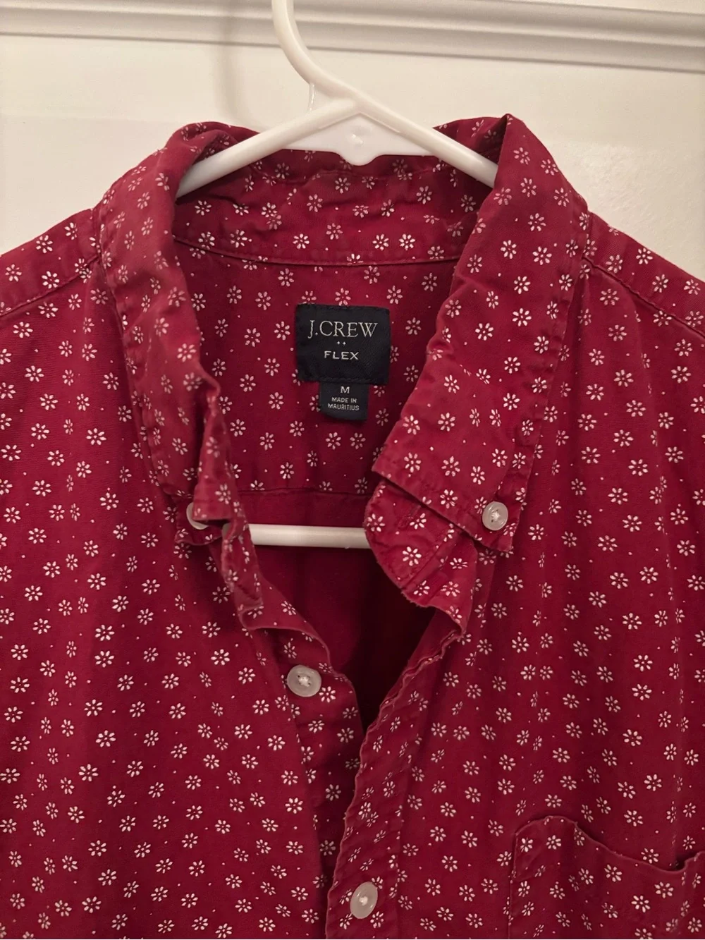 J. Crew Men's Short-Sleeve Button-Down Shirt in Red Floral Motif